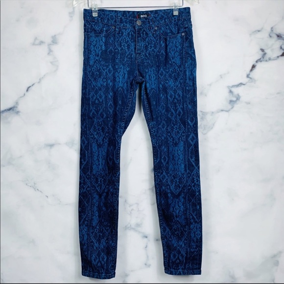 Urban Outfitters Denim - Urban Outfitters BDG Laser Mid Rise Ankle Jeans